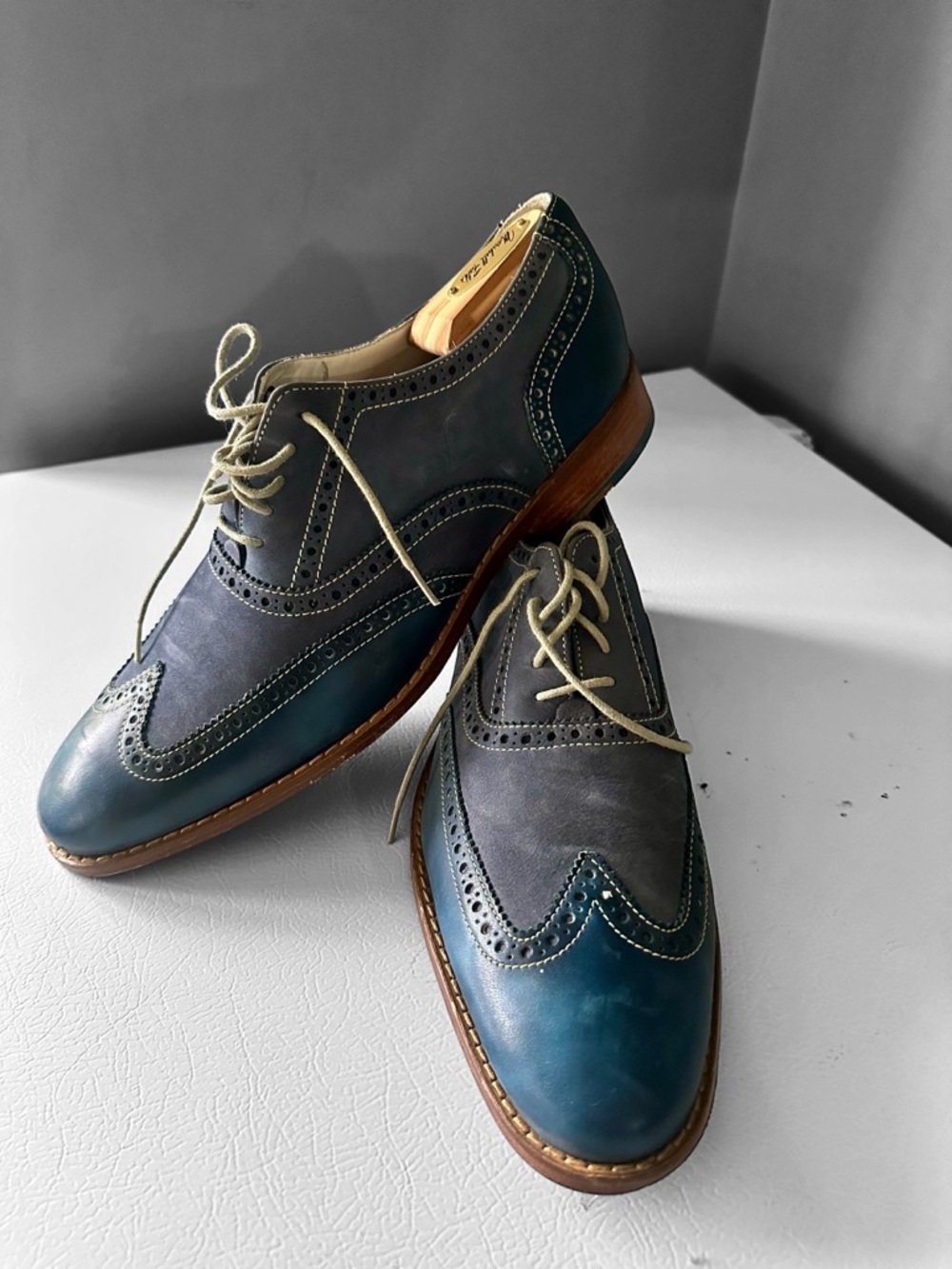 Cole Haan Wingtip Oxford Shoes - Mens Size 10.5M Navy Blue Gray - Preppy